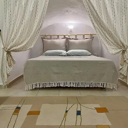 Апартаменты Cozy Cave House *