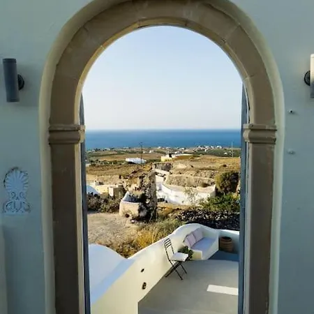 Апартаменты Cozy Cave House Foinikia (Santorini)