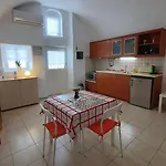 شقة Cozy Cave House